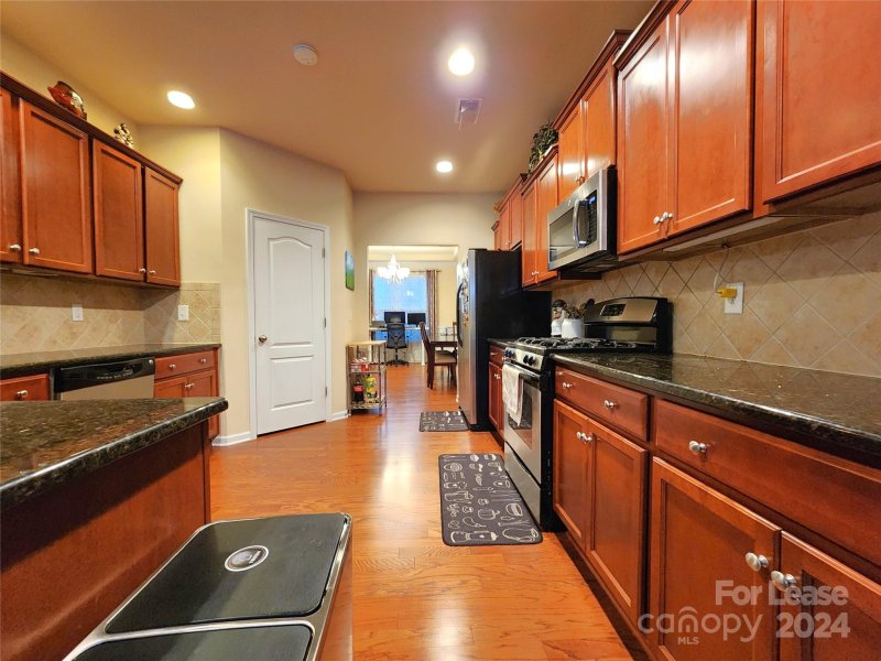 Property image 4 at 10101 Elizabeth Crest Lane, Charlotte, NC 28277