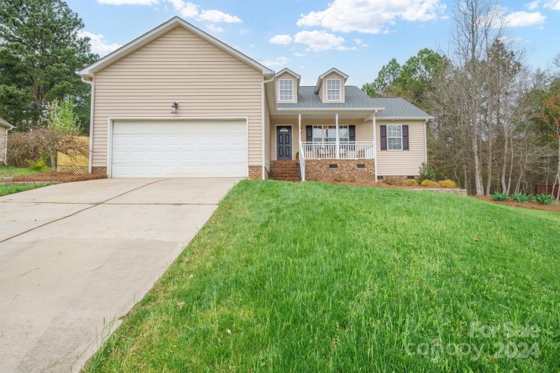 Property image 2 at 325 Eagle Creek Road, Clover, SC 29710