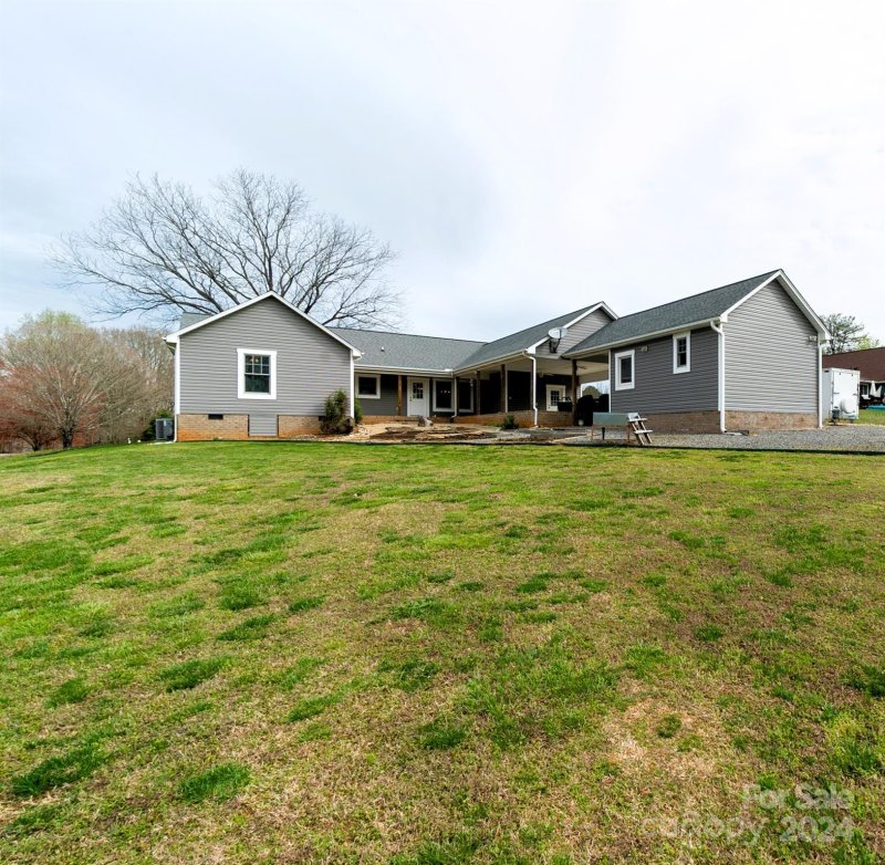 Property image 3 at 115 Lakewood Drive, Kings Mountain, NC 28086