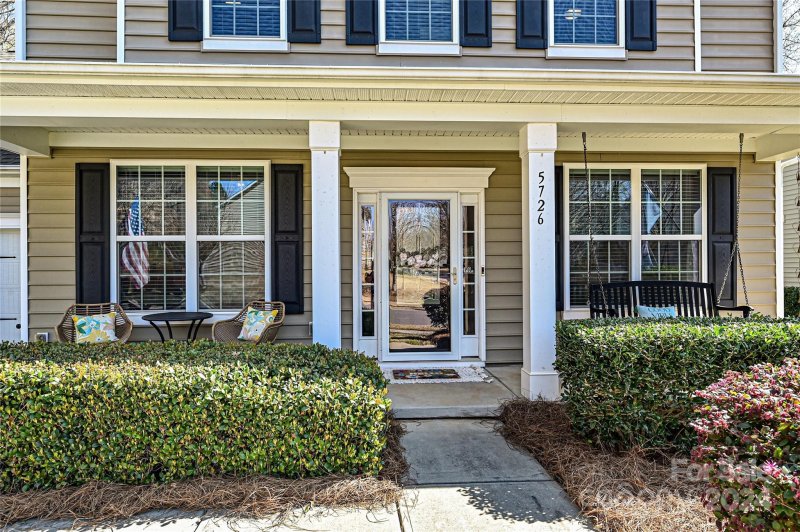 Property image 2 at 5726 Kildare Court, Belmont, NC 28012