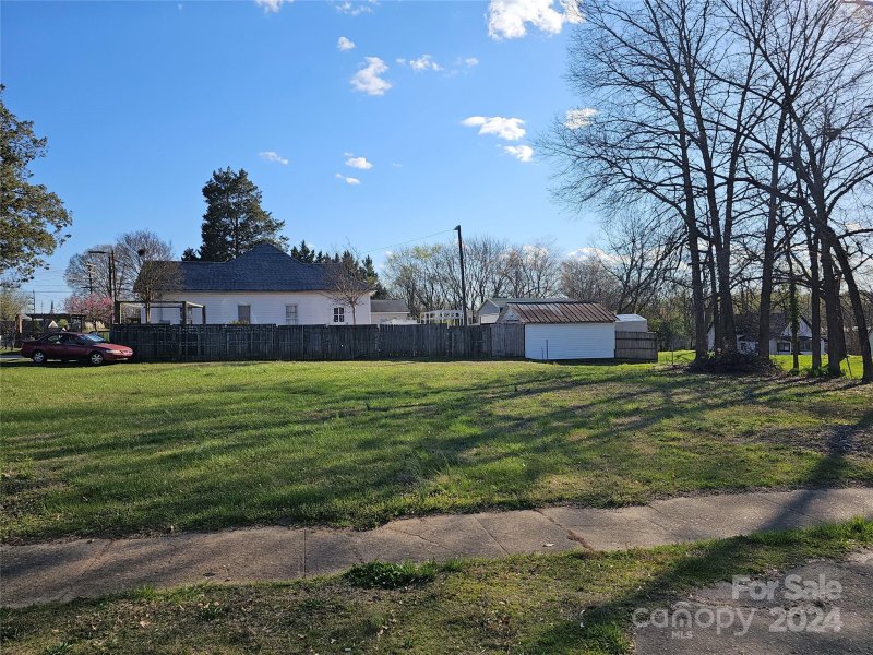 Property image 3 at 4 14th Street, Hickory, NC 28602