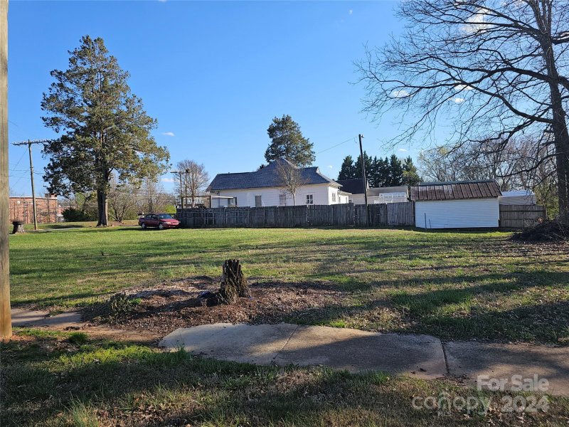 Property image 4 at 4 14th Street, Hickory, NC 28602