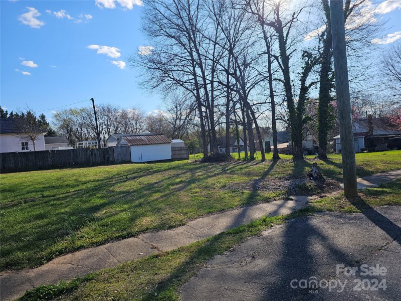 Property image 5 at 4 14th Street, Hickory, NC 28602