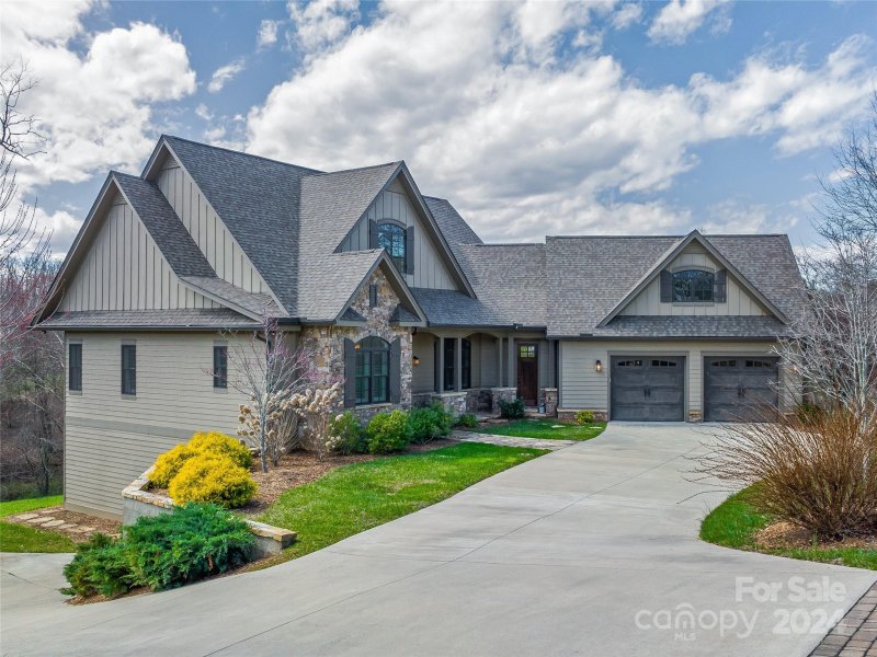 Property image 3 at 20 Falling Star Court, Fletcher, NC 28732