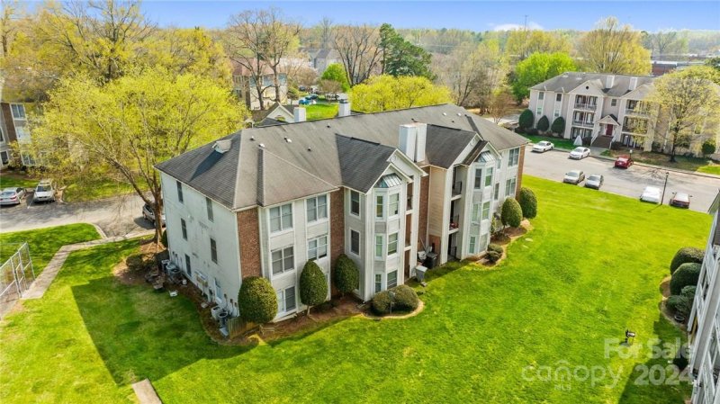 Property image 4 at 6209 Rosecroft Dr Charl Rosecroft Drive, Charlotte, NC 28215