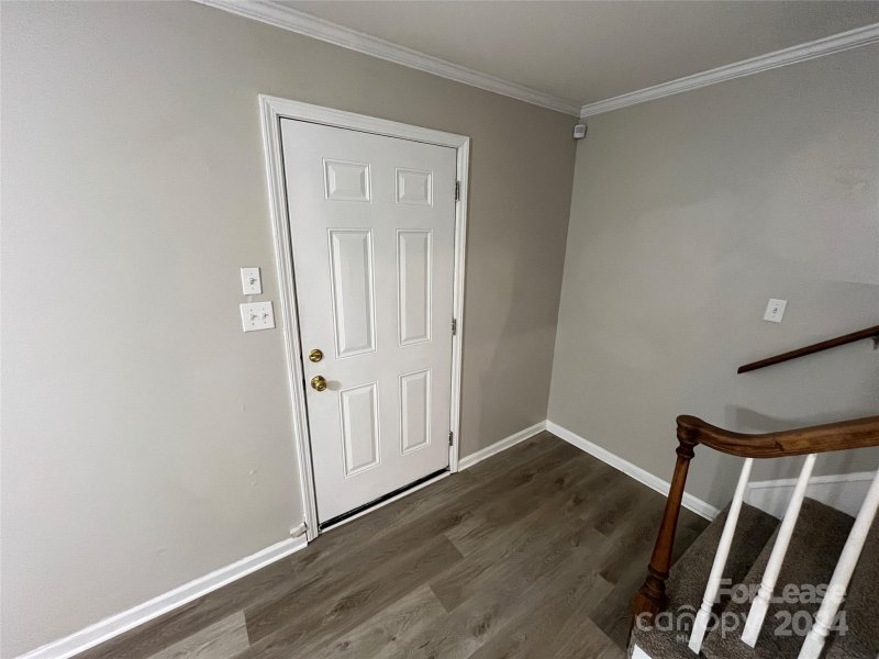 Property image 5 at 7409 Lockmont Drive, Charlotte, NC 28212