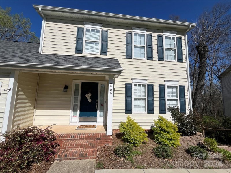 Property image 2 at 6906 Culloden More Court, Charlotte, NC 28217