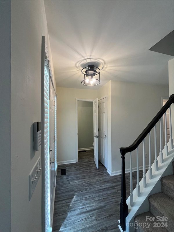 Property image 3 at 6906 Culloden More Court, Charlotte, NC 28217