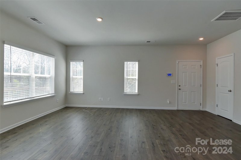 Property image 4 at 14402 Targert Lane, Charlotte, NC 28278