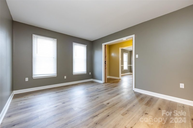 Property image 5 at 5013 Chestnut Lake Drive, Charlotte, NC 28227