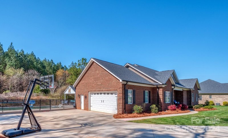 Property image 4 at 5298 Ivy Spring Lane, Concord, NC 28025