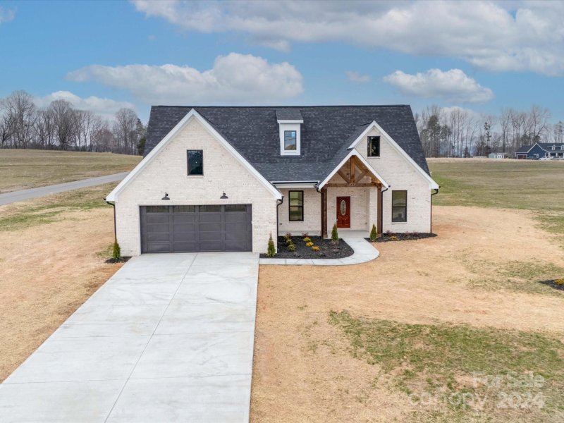 1004 Harrogate Drive