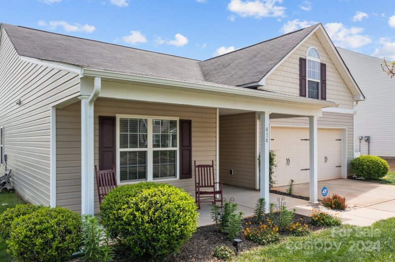 Property image 3 at 414 Berrybeth Circle, China Grove, NC 28023