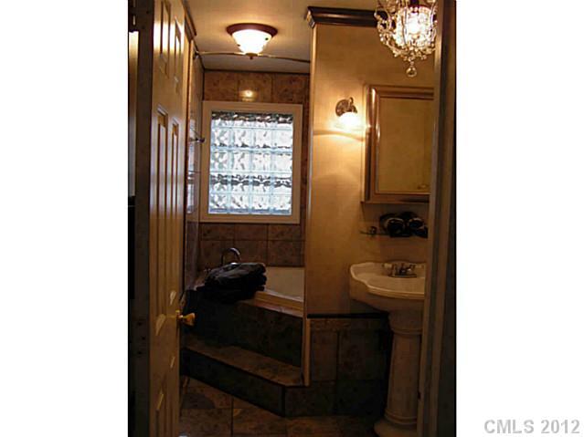 Property image 2 at 4341 Old Saybrook Court, Charlotte, NC 28211