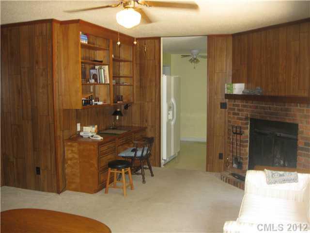 Property image 5 at 506 Touch Me Not Lane, Charlotte, NC 28216