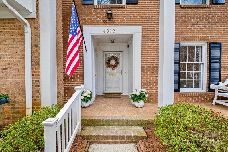 Property image 4 at 4318 Silo Lane, Charlotte, NC 28226