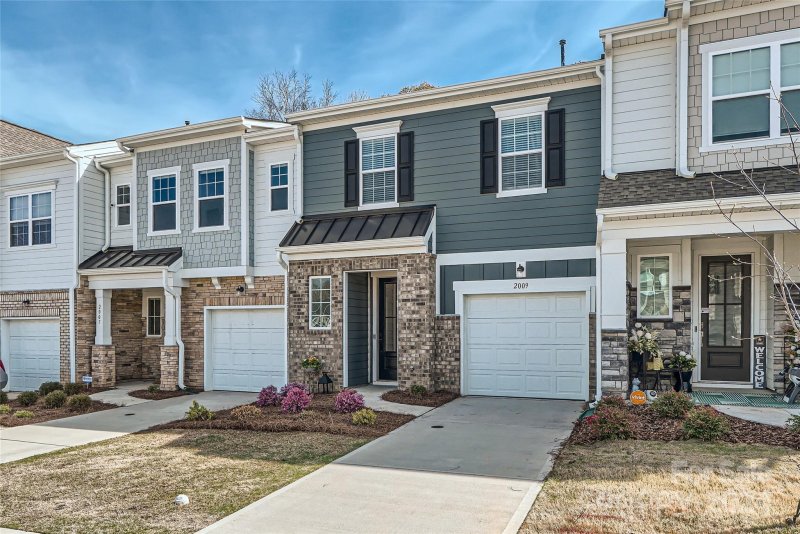 Property image 3 at 2009 Howell Creek Way, Charlotte, NC 28215