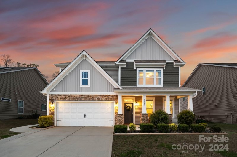 Property image 3 at 12919 Franklin Square Road, Charlotte, NC 28213