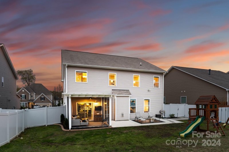 Property image 4 at 12919 Franklin Square Road, Charlotte, NC 28213