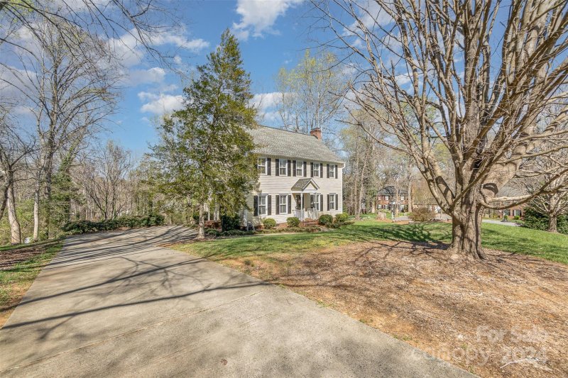 Property image 3 at 2720 Steeplechase Road, Gastonia, NC 28056