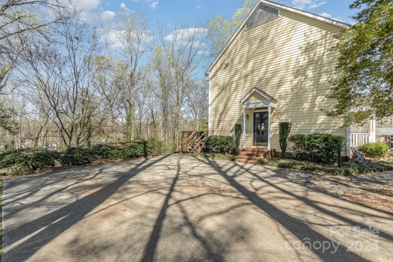 Property image 4 at 2720 Steeplechase Road, Gastonia, NC 28056