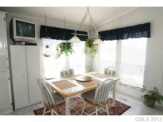 Property image 4 at 6906 Navajo Trail, Sherrills Ford, NC 28673