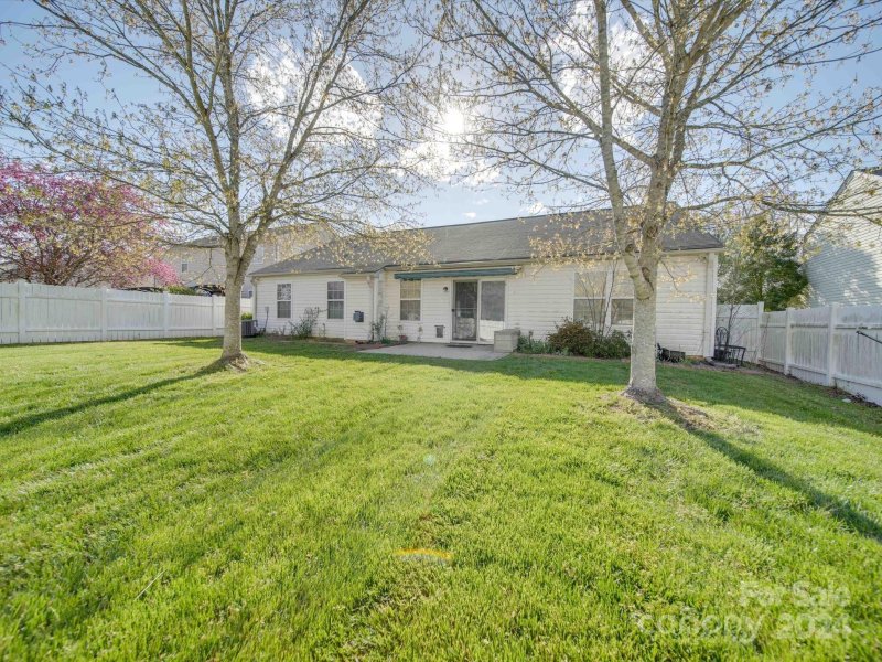 Property image 4 at 3915 Edgeview Drive, Indian Trail, NC 28079