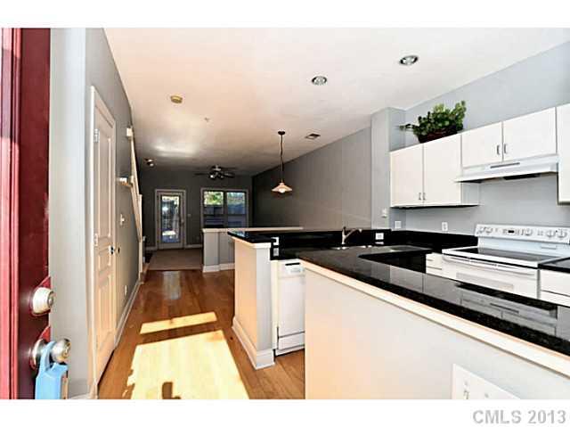 Property image 2 at 1007 Park West Drive, Charlotte, NC 28209