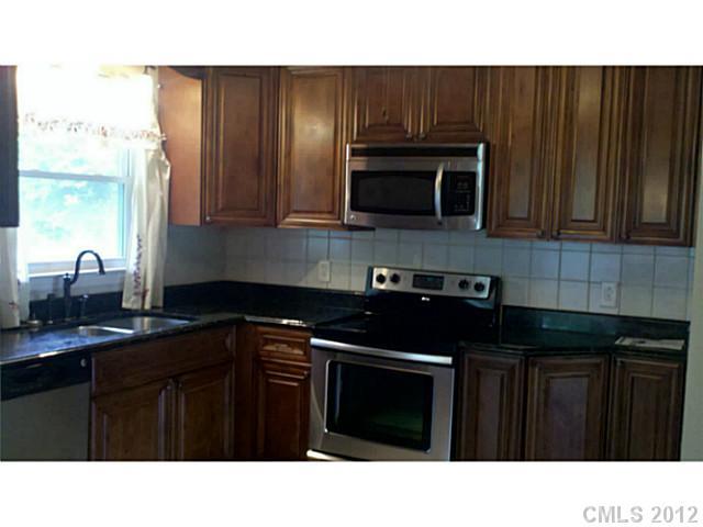 Property image 2 at 2111 Sharon Avenue, Charlotte, NC 28211