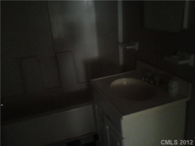 Property image 4 at 1210 W Walnut Avenue, Gastonia, NC 28052