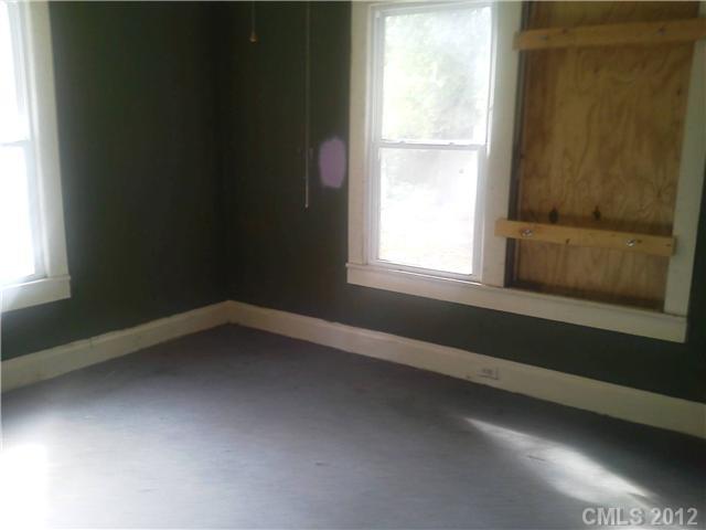 Property image 5 at 1210 W Walnut Avenue, Gastonia, NC 28052