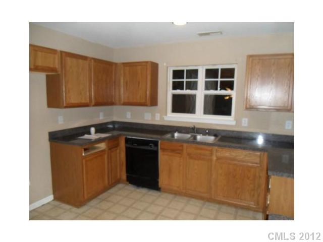 Property image 2 at 516 Jakes Ridge Lane, Mooresville, NC 28115