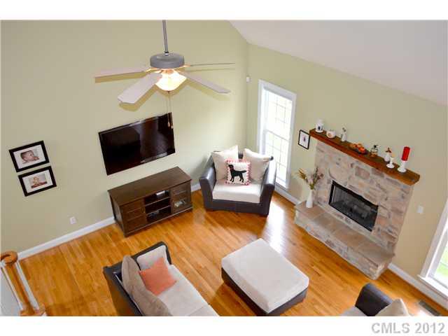 Property image 4 at 2603 Woodsorrel Lane, Charlotte, NC 28213