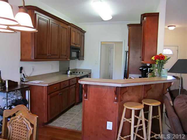 Property image 2 at 2016 Alton Court, Lowell, NC 28098