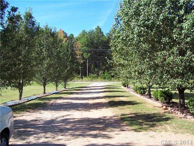 Property image 4 at 4690 Irish Potato Road, Kannapolis, NC 28083