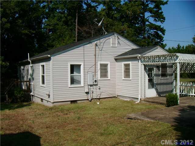 Property image 2 at 2005 Old Hickory Grove Road, Mount Holly, NC 28120