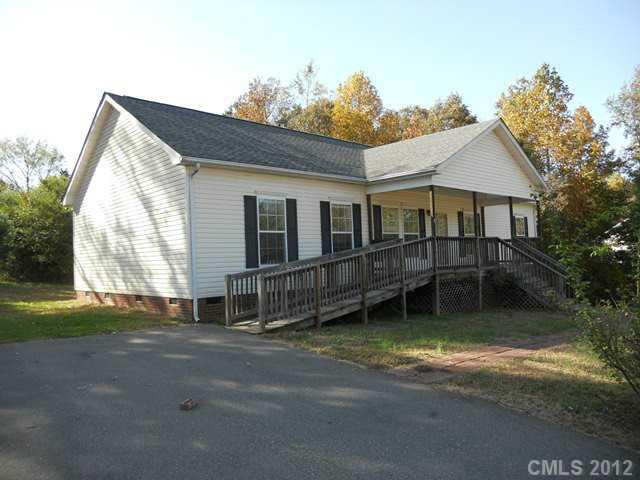 Property image 2 at 2873 Sweeping Pine Drive, Denver, NC 28037