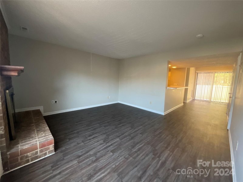 Property image 2 at 10903 Carmel Crossing Road, Charlotte, NC 28226