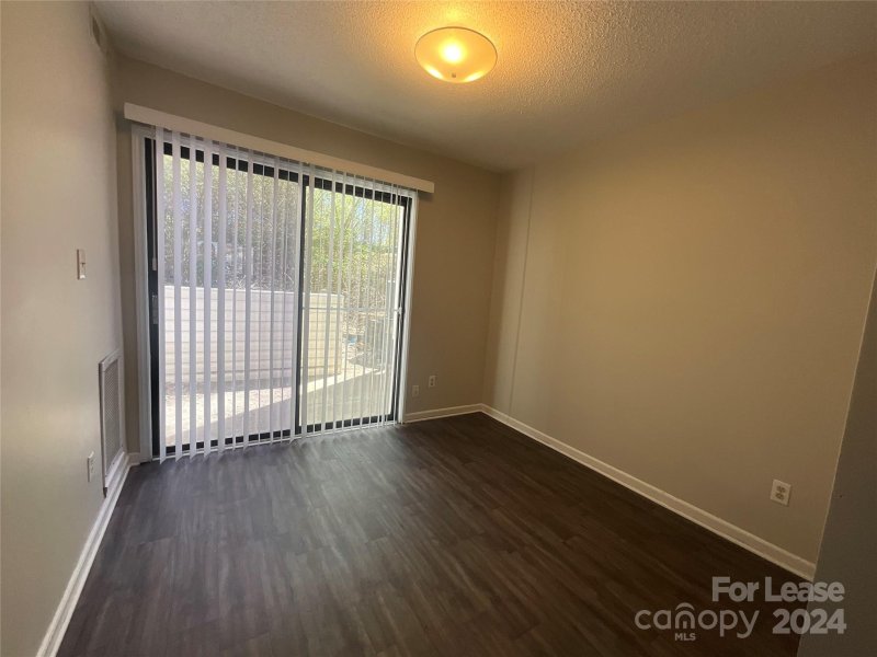 Property image 5 at 10903 Carmel Crossing Road, Charlotte, NC 28226