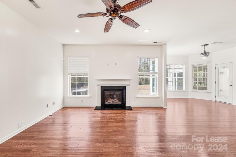 Property image 4 at 9713 Ridgeforest Drive, Charlotte, NC 28277