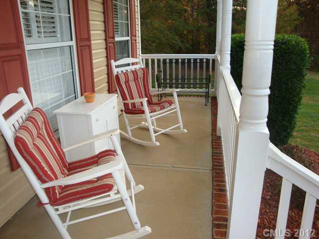 Property image 2 at 7916 White Cliffs Drive, Mint Hill, NC 28227