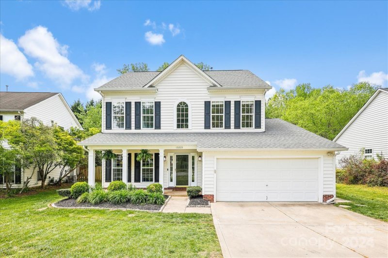 Property image 2 at 13235 Salvo Drive, Matthews, NC 28105