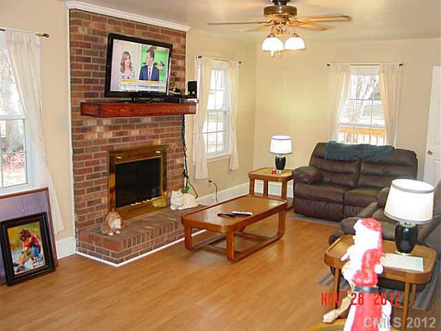 Property image 3 at 153 Kingswood Drive, Statesville, NC 28625