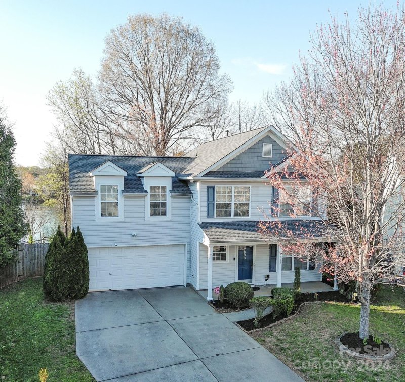 Property image 3 at 7808 Rabbits Foot Lane, Charlotte, NC 28217