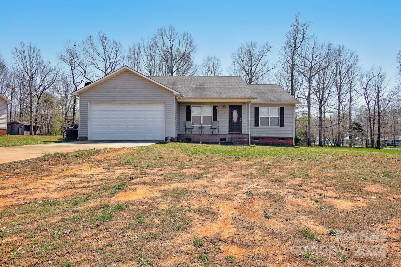 Property image 2 at 128 Basset Circle, Salisbury, NC 28146