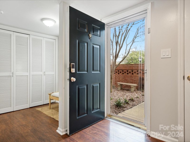 Property image 3 at 9319 S Vicksburg Park Court, Charlotte, NC 28210