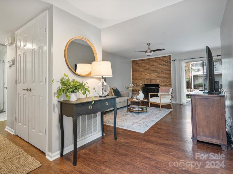 Property image 4 at 9319 S Vicksburg Park Court, Charlotte, NC 28210