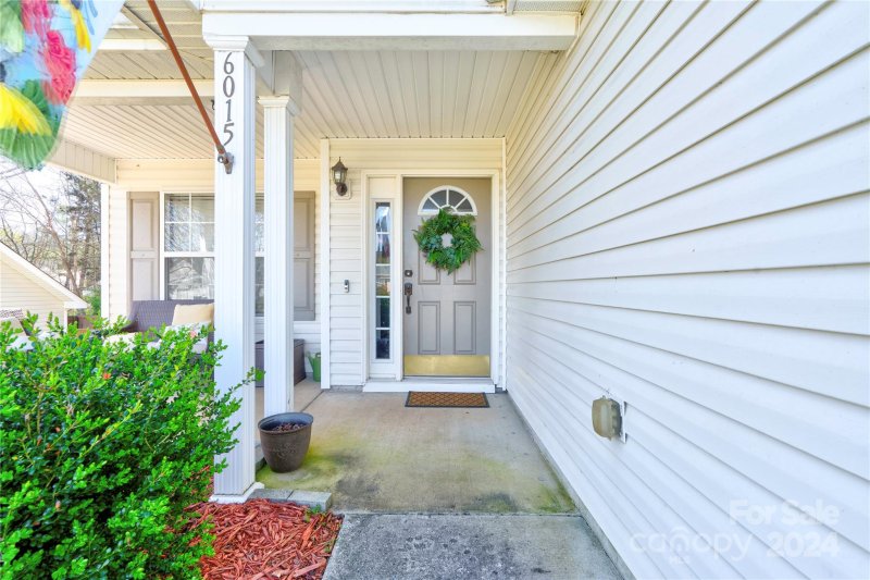 Property image 3 at 6015 Bradford Court, Dallas, NC 28034