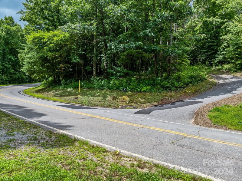 Property image 2 at 645 Walnut Valley Parkway, Arden, NC 28704