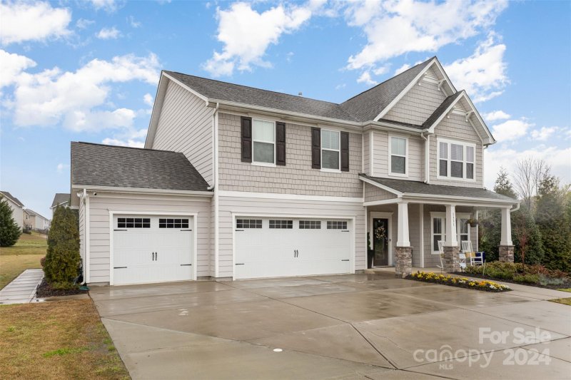 Property image 2 at 1331 Oakhurst Drive, Waxhaw, NC 28173